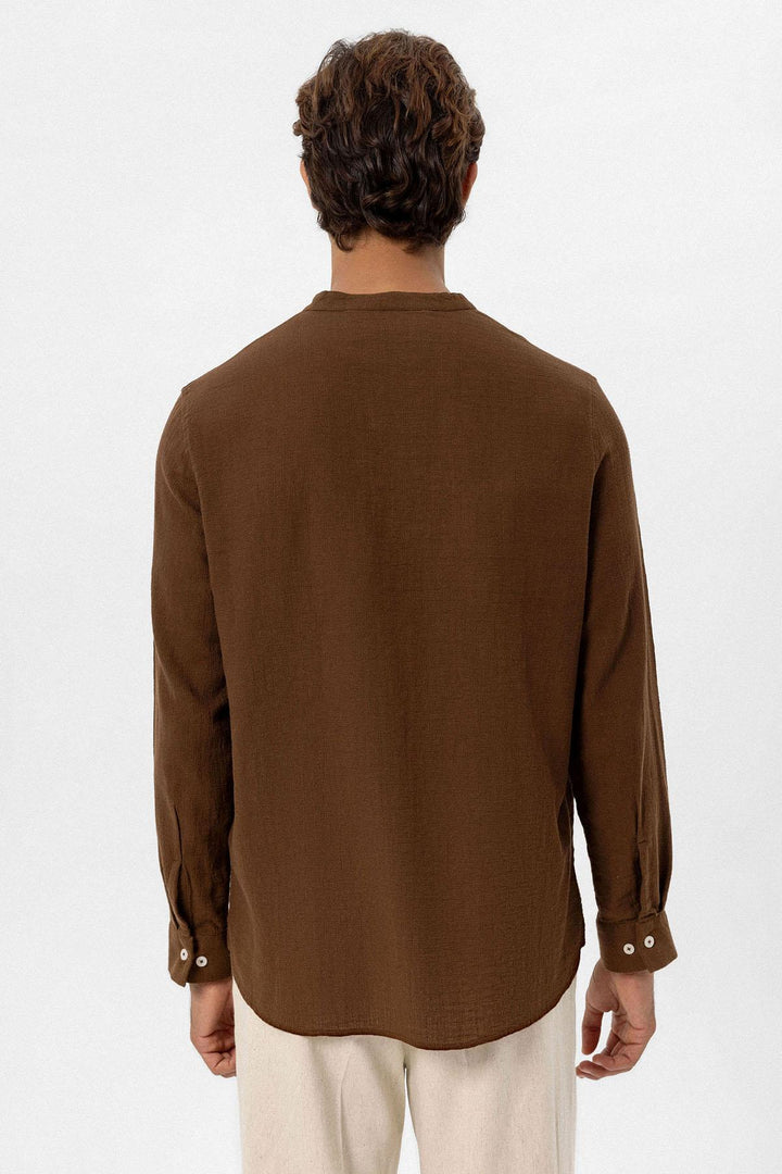 ANT Judge Collar Woven Men's Shirt - Purísima de Bustos