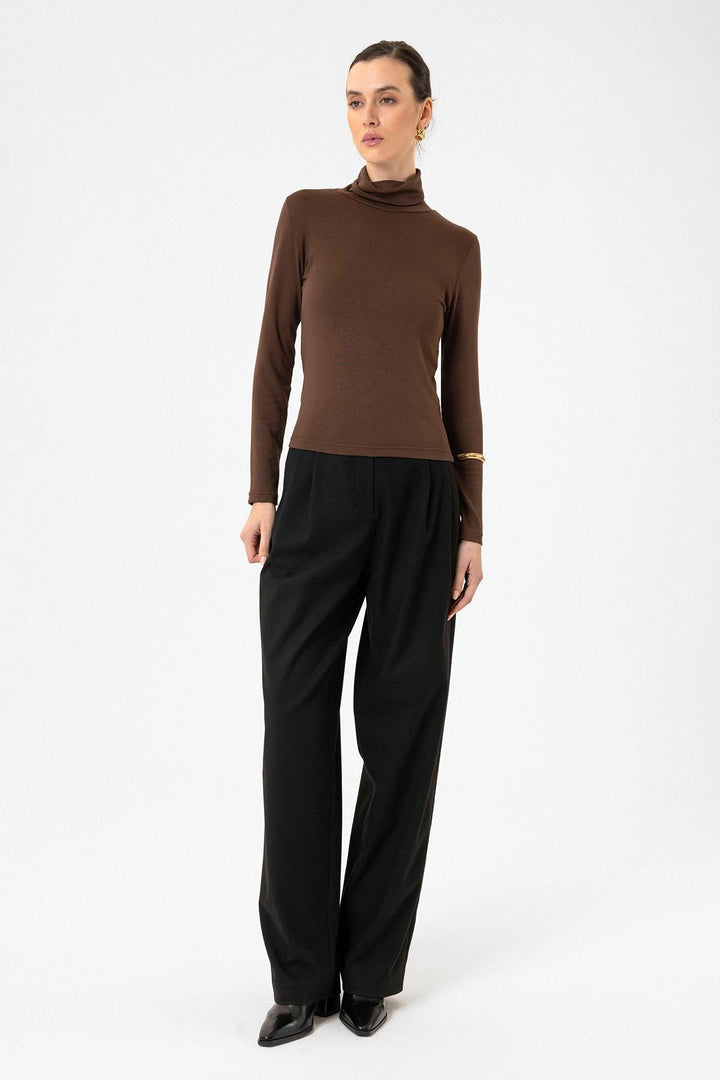 ANT Antioch Coffee Woman Turtleneck Sweater - Tempe