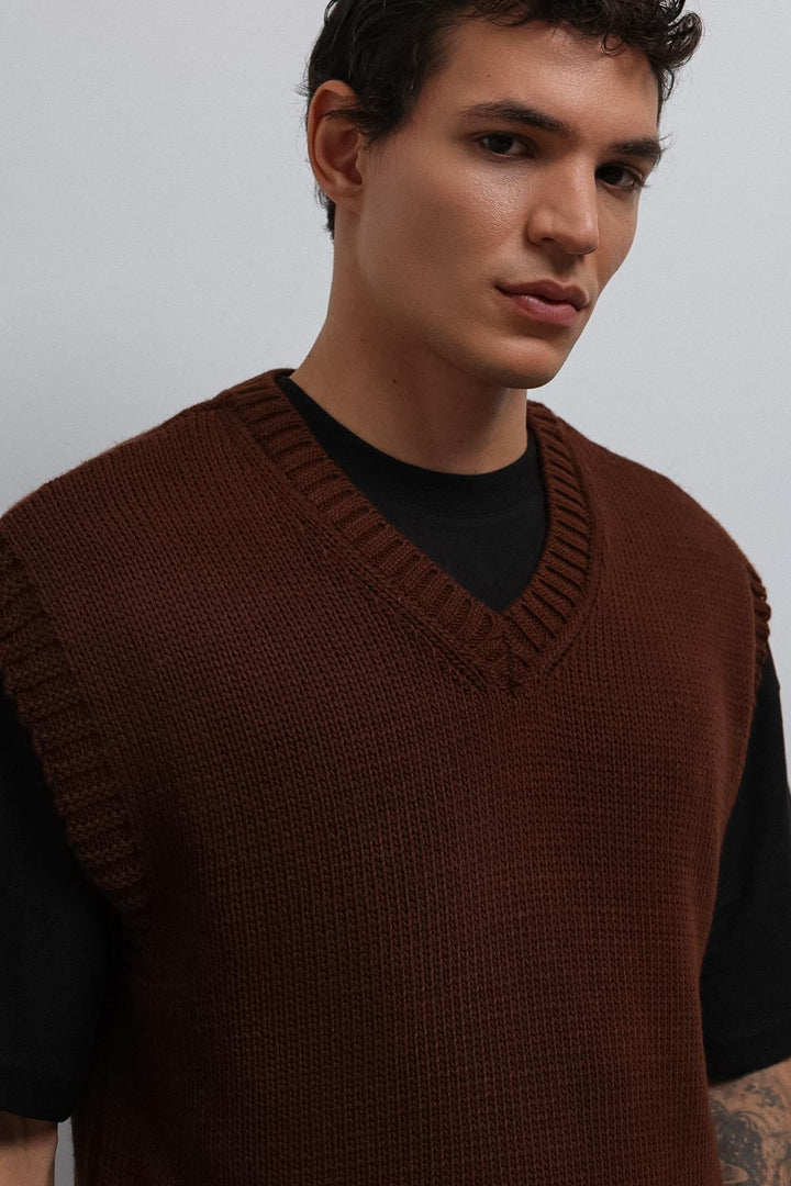 ANT Antioch Coffee Knitted Men's Sweater Vest - Aschaffenburg