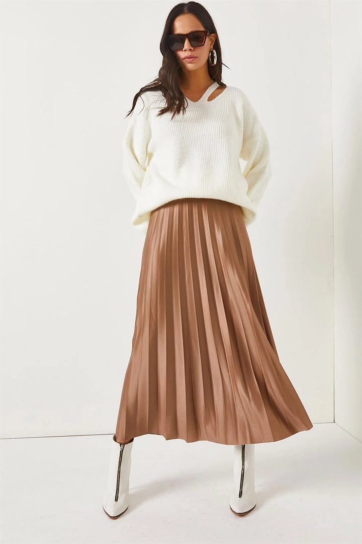 Coffee Pleated Satin Surface Long Skirt BCBSK-25700-K7605 - Moerdijk