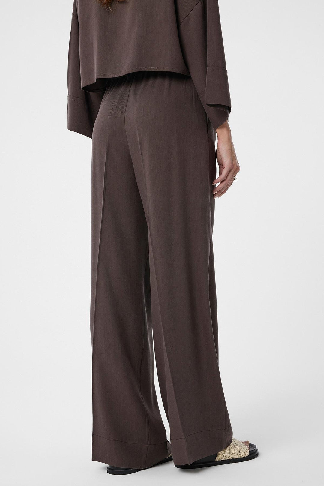 ANT Antioch Coffee Relaxed Women's Pants - Lewiston