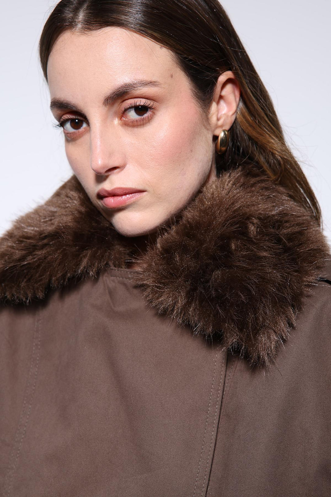 ANT Antioch Coffee Faux Fur Short Women's Trench Coat - Kleve