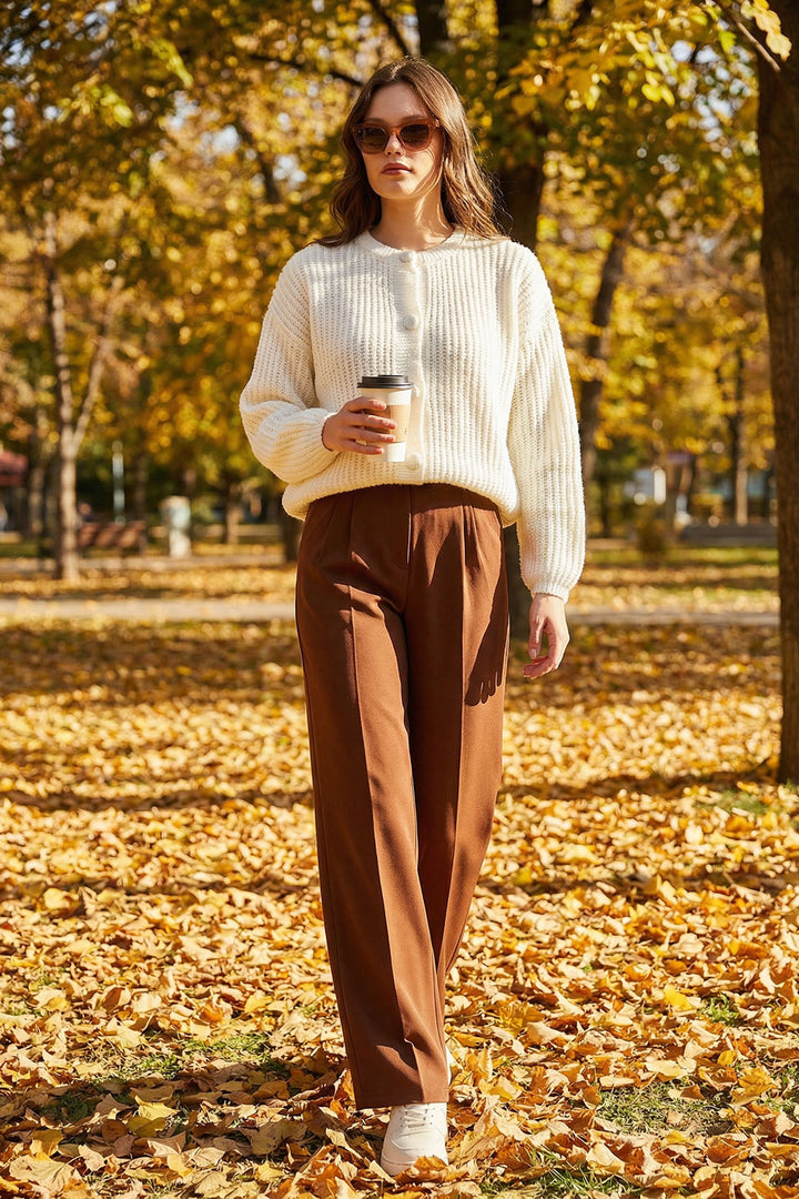 Brown Elastic Waist Button Closure Double Pocket Trousers BCHAV-251229 - Alessandria