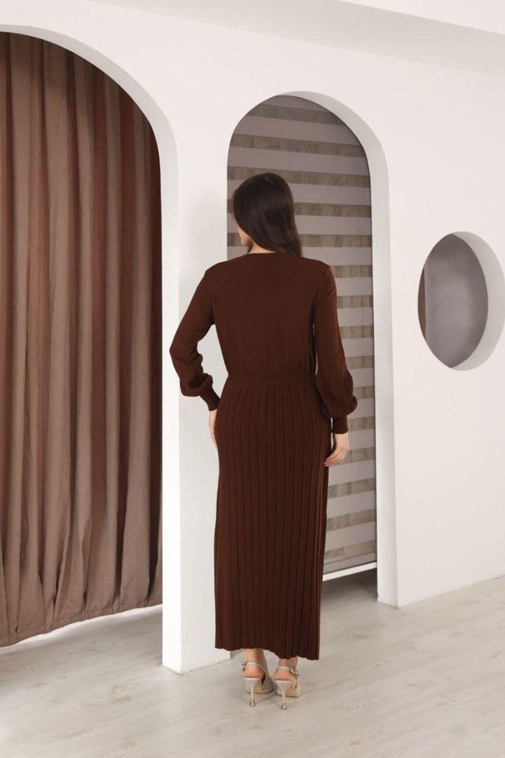 Brown Bicycle Collar Striped Knit Dress BCES-253011 - Bisceglie