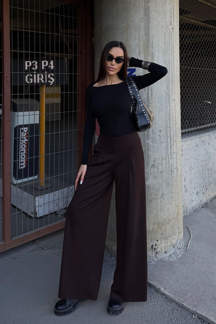 Brown Pocketed Spanish Flare Ultra Soft Fabric Trousers BCDF-25P0001 - Würselen