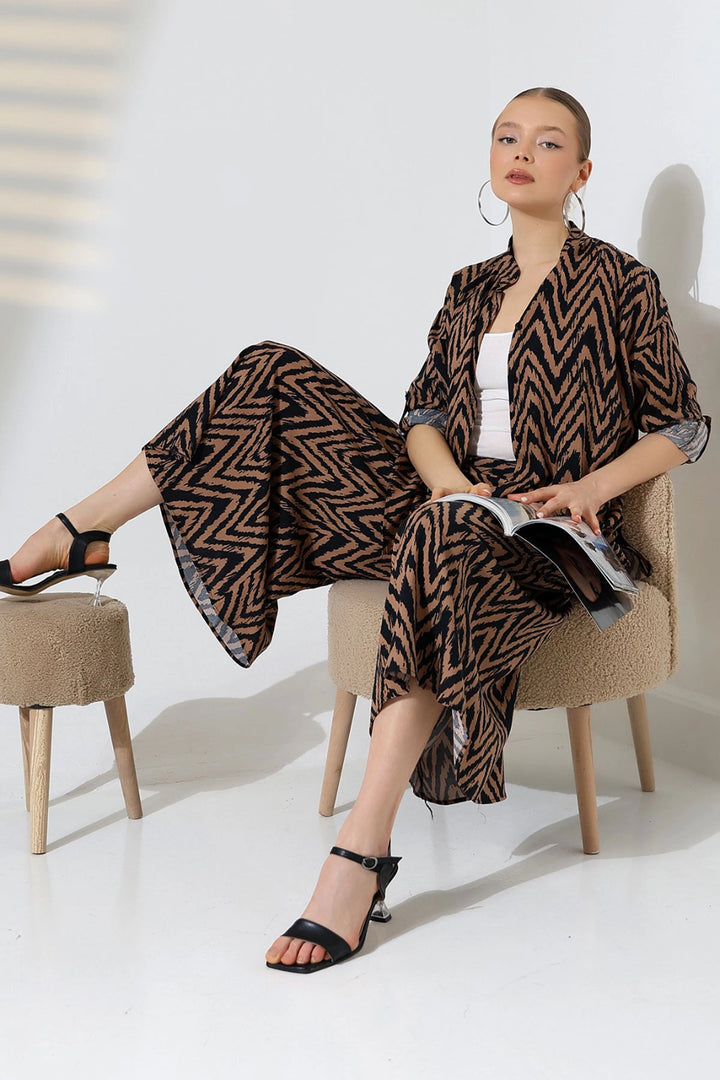 Brown Judge Collar Zigzag Patterned Shirt and Pants Woven Top Set BCVL-25V053 - Cambridge