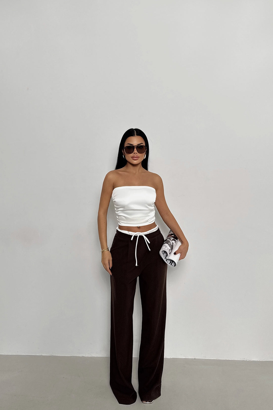 EYY Women Brown Front Lace-Up Pants - Vaughan