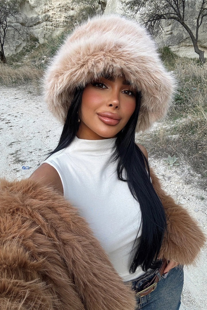 EYY Women Brown Plush Hat - Tijuana