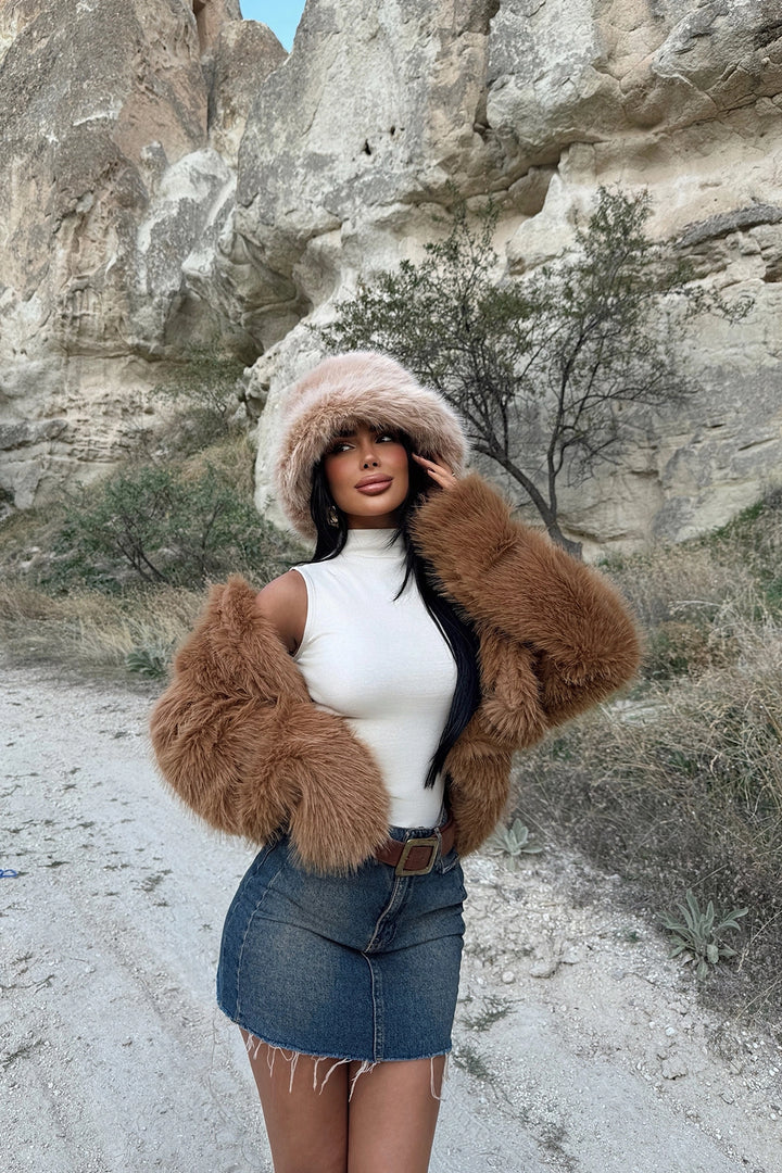EYY Women Brown Plush Hat - Tijuana