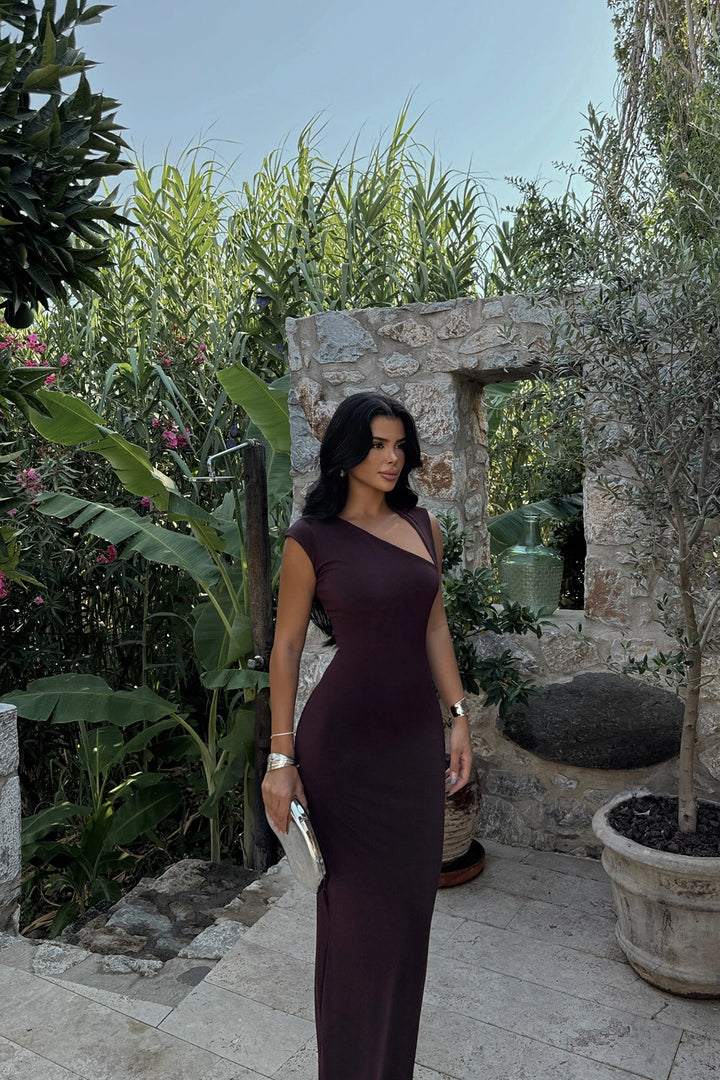 فستان نسائي بني بأكمام واحدة من EYY - جزيرة ميريت