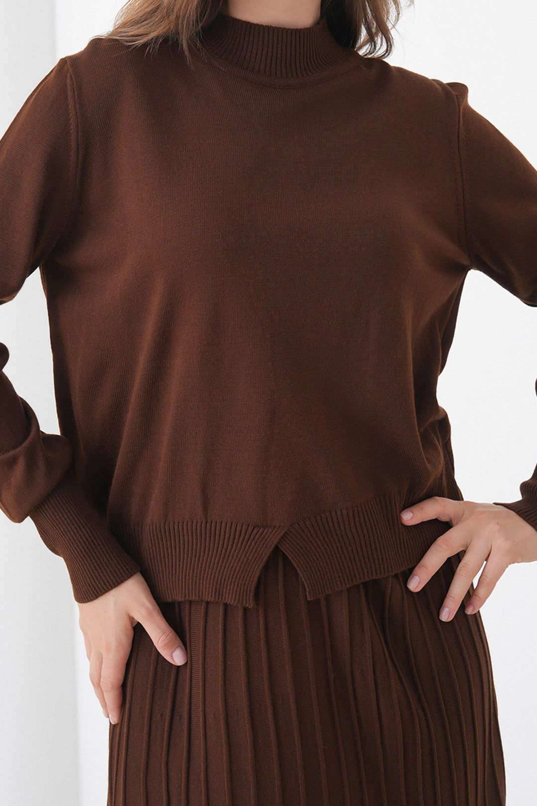 Brown Half Fisherman Collar Sweater and Midi Pleated Skirt Set BCHPK-251253 - Harrogate