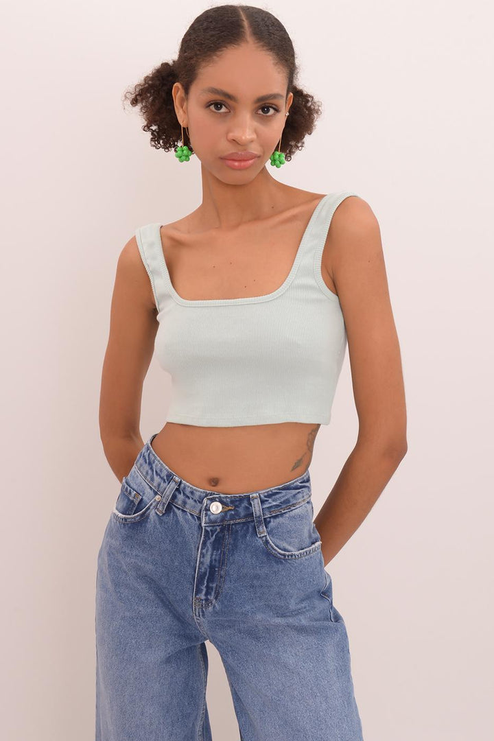 BSL Women Square Neck Crop Body - Tienen