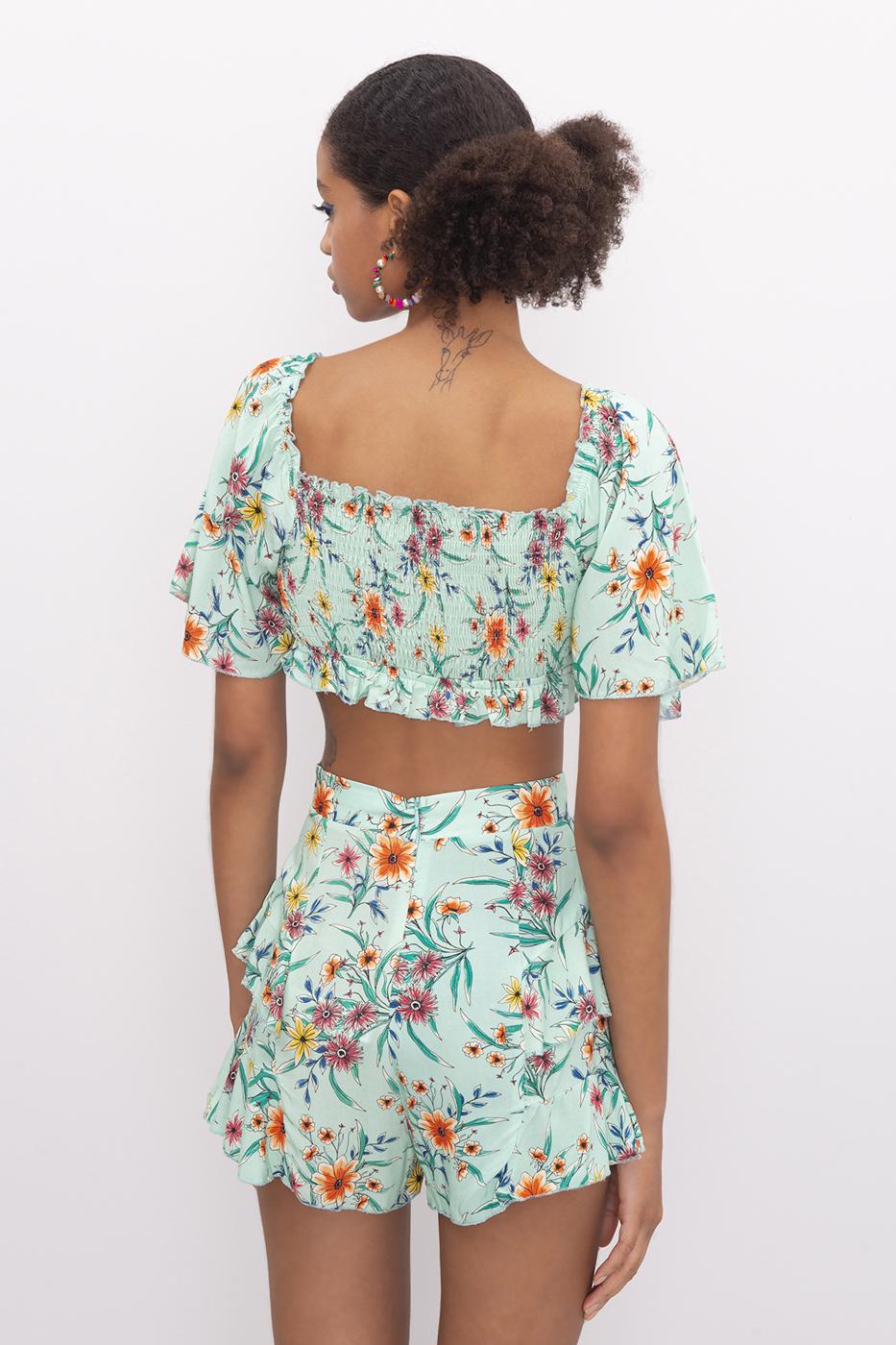 BSL Women Square Neck Ruffle Sleeve Crop Blouse - East Kelowna