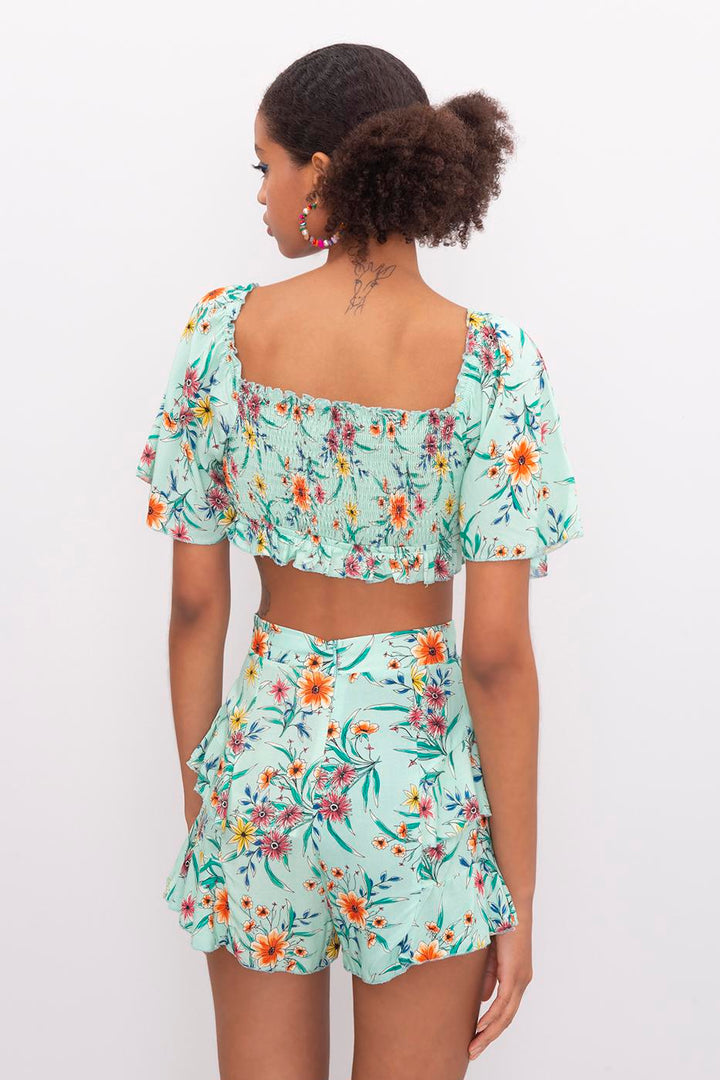BSL Women Square Neck Ruffle Sleeve Crop Blouse - East Kelowna