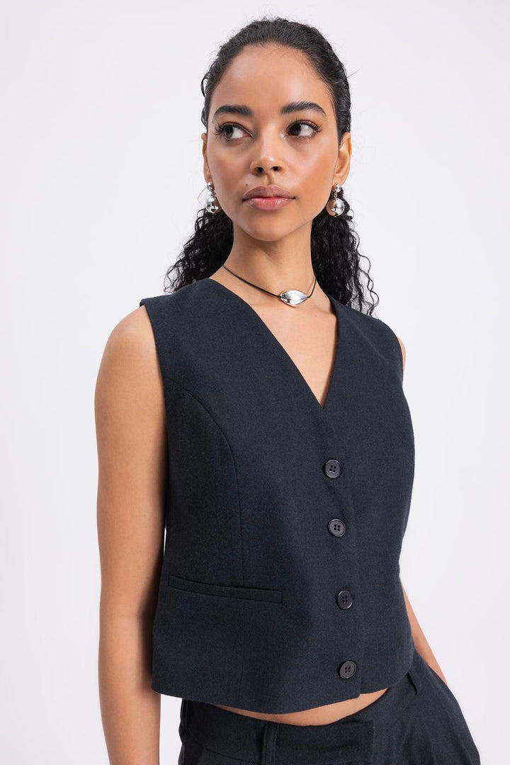 BSL Women Comfortable Fit Vest with Straps - Krems an der Donau