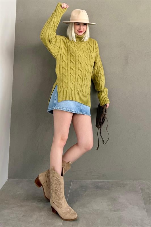 MDX Green Turtleneck Sweater MG2376 - Acatlán de Pérez Figueroa
