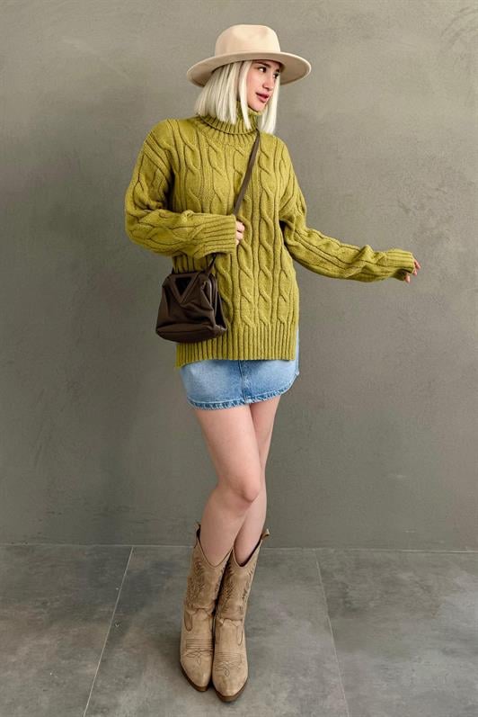 MDX Green Turtleneck Sweater MG2376 - Acatlán de Pérez Figueroa