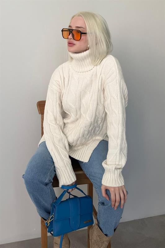 MDX Ecru Turtleneck Sweater MG2376 - Saronno