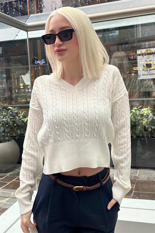 MDX Bone Color V Neck Braided Knit Women's Sweater MG2258 - Narbonne