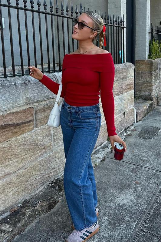MDX Red Madonna Collar Long Sleeve Sweater MG2184 - Sant’Eufemia Lamezia