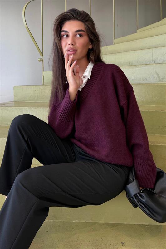 MDX Mauve V-Neck Oversized Women's Sweater MG2149 - Burton upon Trent