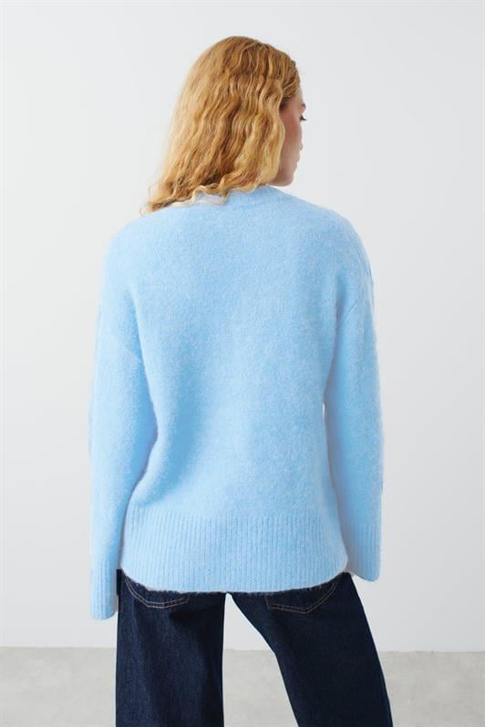 MDX Baby Blue V-Neck Oversized Women's Sweater MG2149 - Bayamón