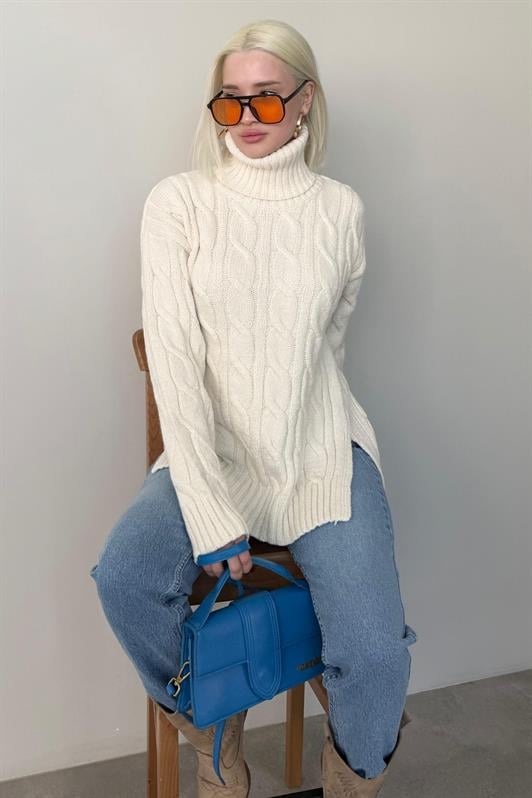 MDX Ecru Turtleneck Sweater MG2376 - Saronno