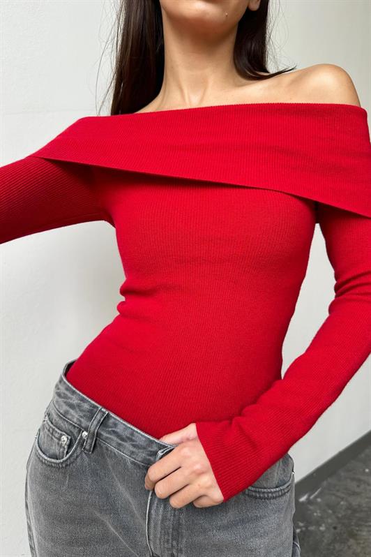 MDX Red Madonna Collar Long Sleeve Sweater MG2184 - Sant’Eufemia Lamezia