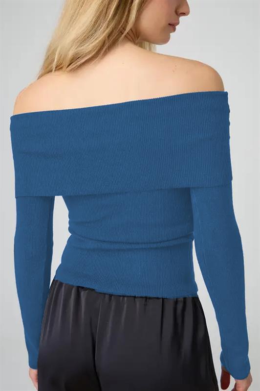 MDX Blue Madonna Turtleneck Long Sleeve Sweater MG2184 - Wakefield