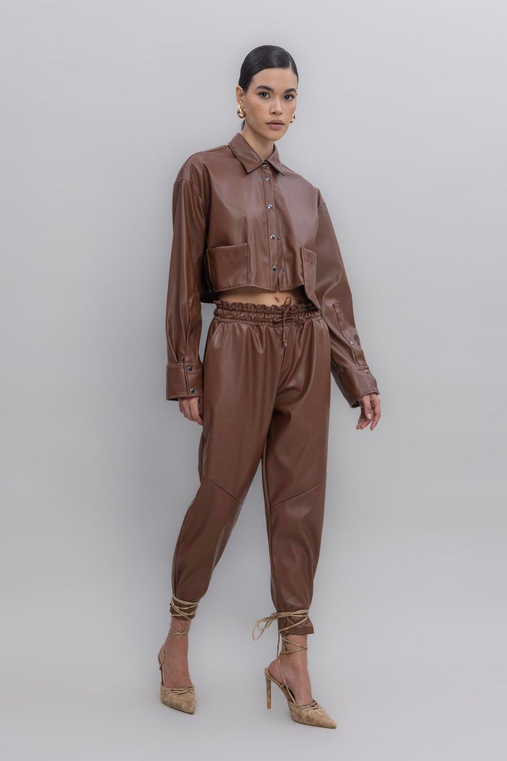 BSL Women Faux leather jogging pants with belt  - Thun
