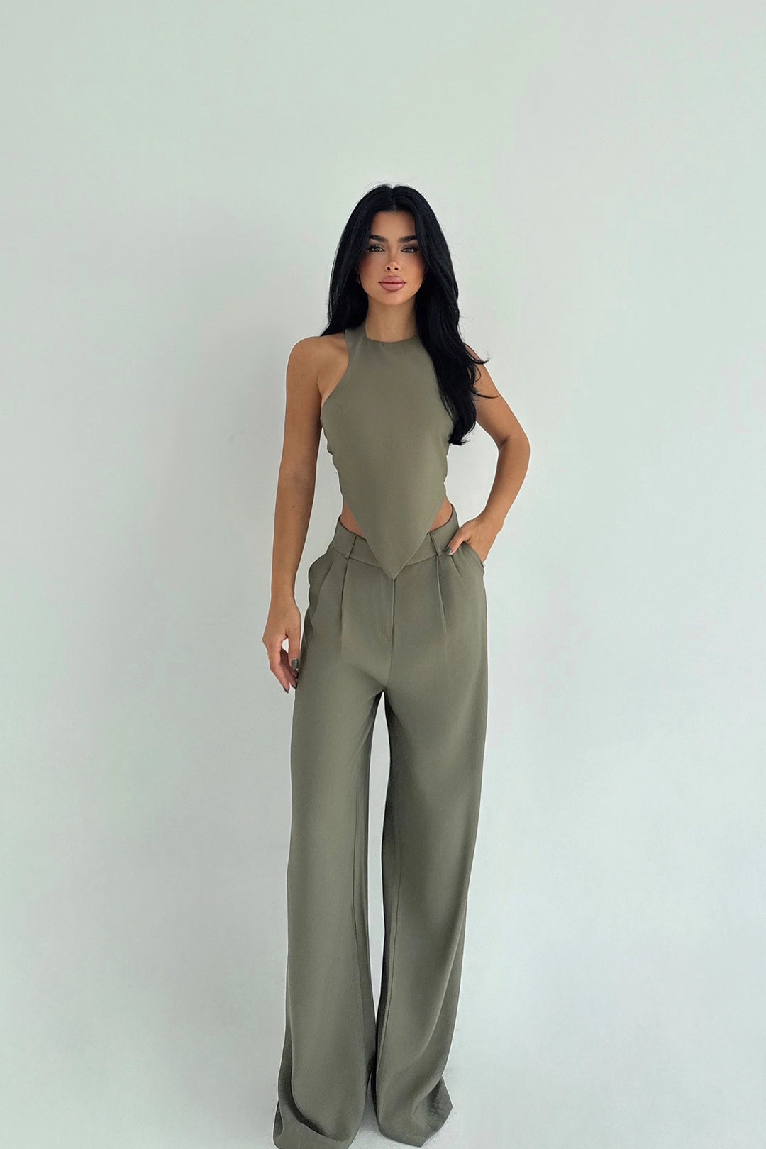EYY Women Khaki Pebble Suit - Aubervilliers