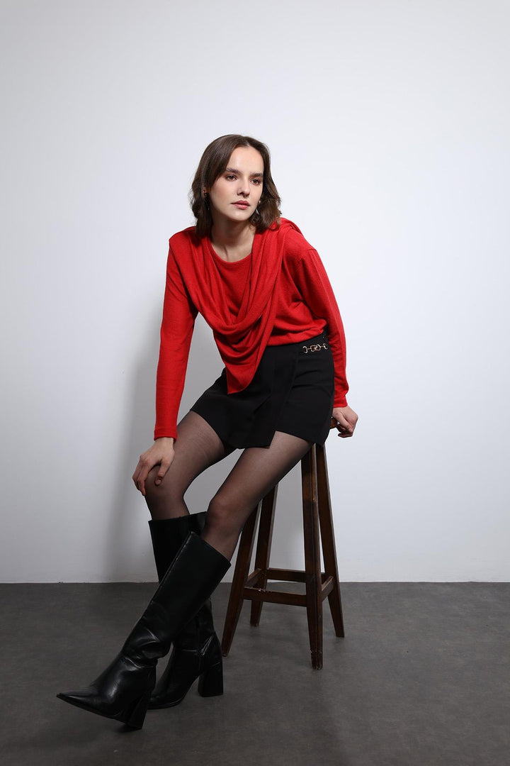 ANT Antioch Kırmızı Drapeli Şal Detaylı Top - Saint-Quentin