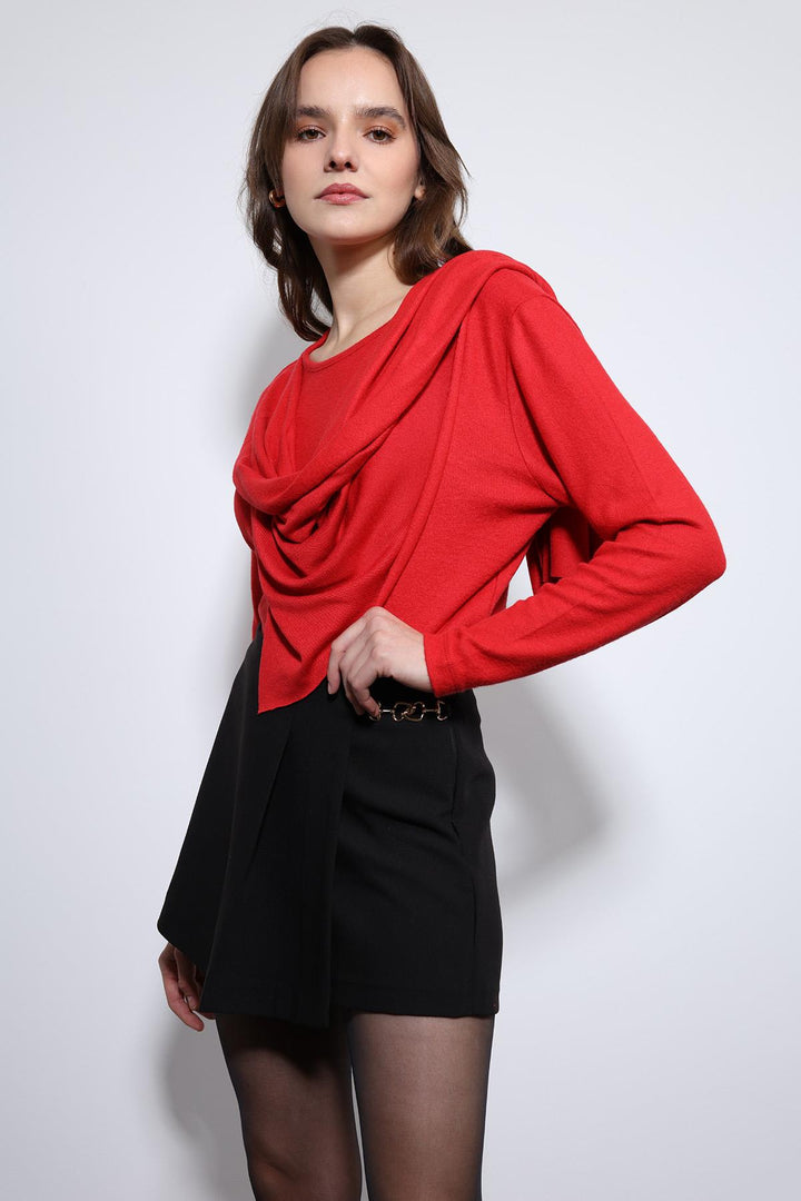 ANT Antioch Kırmızı Drapeli Şal Detaylı Top - Saint-Quentin