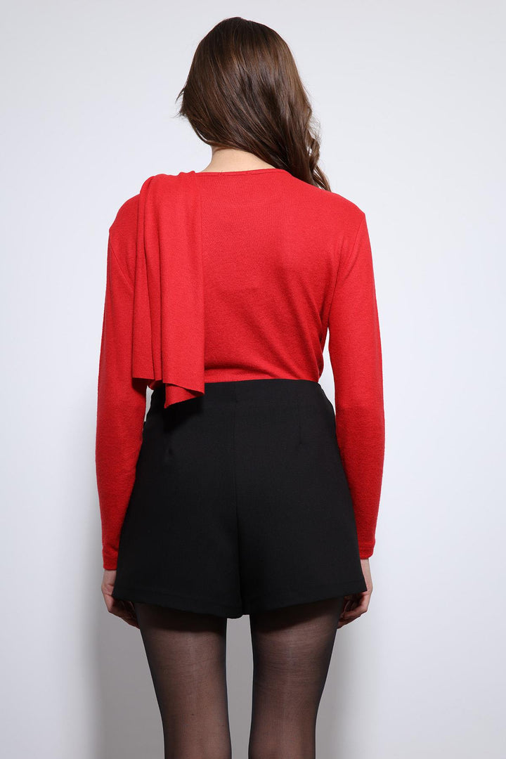 ANT Antioch Kırmızı Drapeli Şal Detaylı Top - Saint-Quentin
