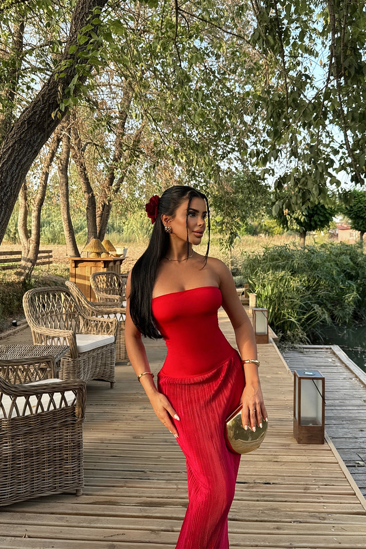 فستان نسائي طويل أحمر من EYY - ماكيني