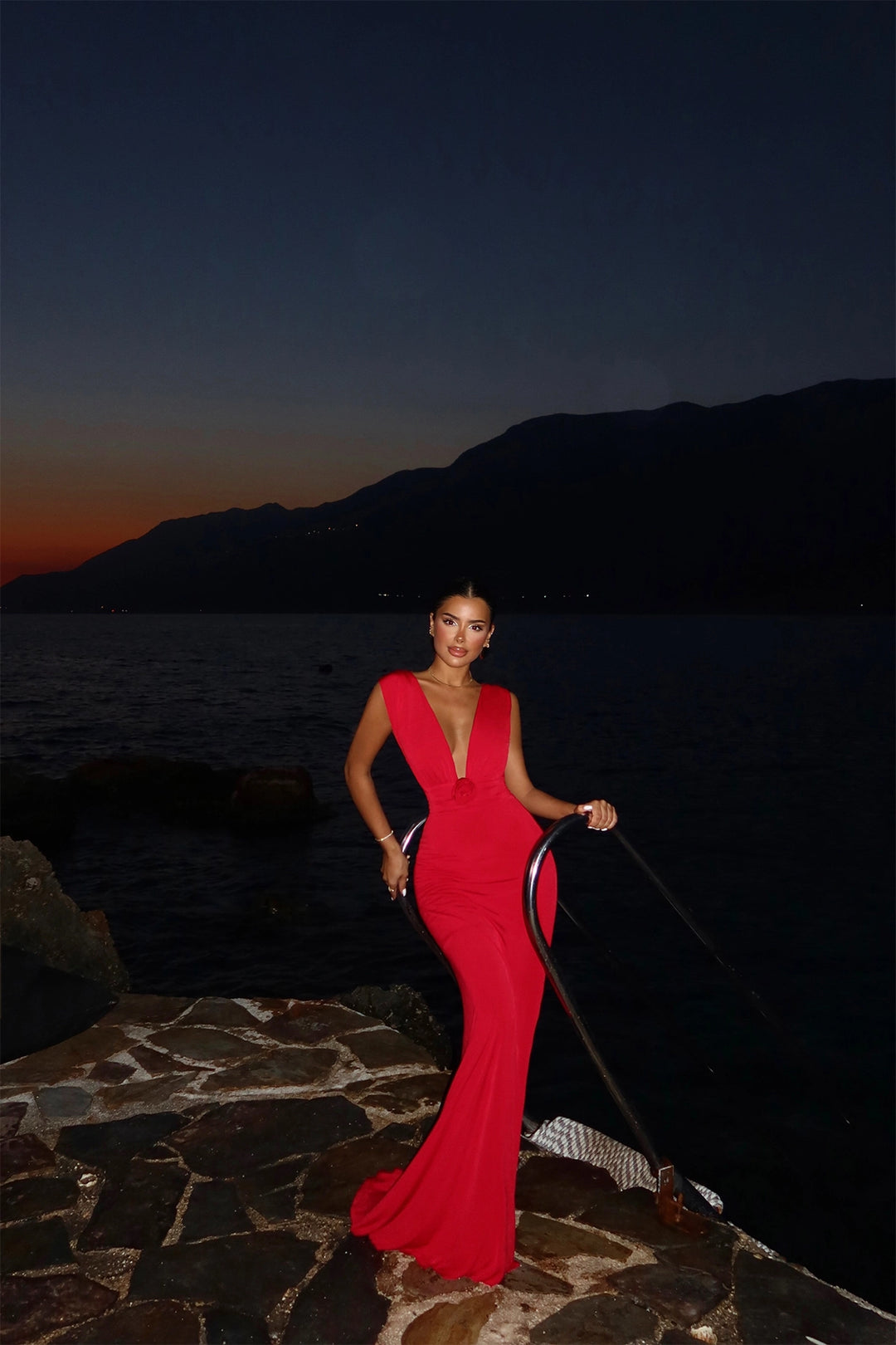 EYY Women Red Isolated Rose Detailed Dress - Montréal