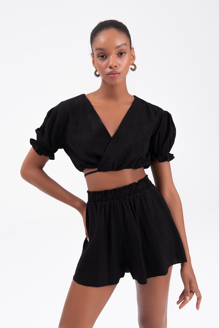 BSL Women Envelope Closure Crop Top - Ocoyoacac