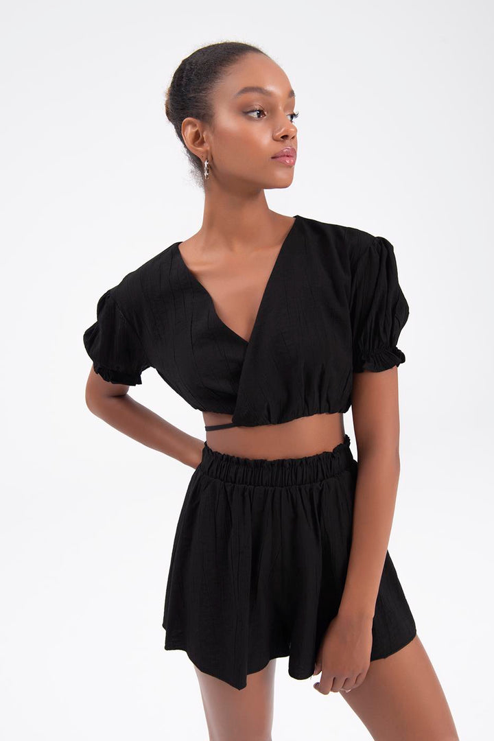 BSL Women Envelope Closure Crop Top - Ocoyoacac