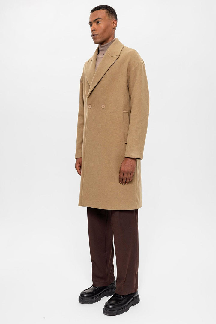 ANT Antioch Village Beige Oversized Double-Breasted Men's Coat - Saint-Jean-sur-Richelieu