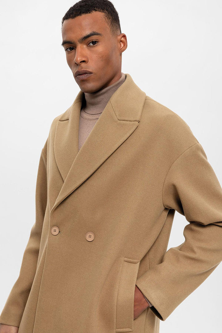 ANT Antioch Village Beige Oversized Double-Breasted Men's Coat - Saint-Jean-sur-Richelieu