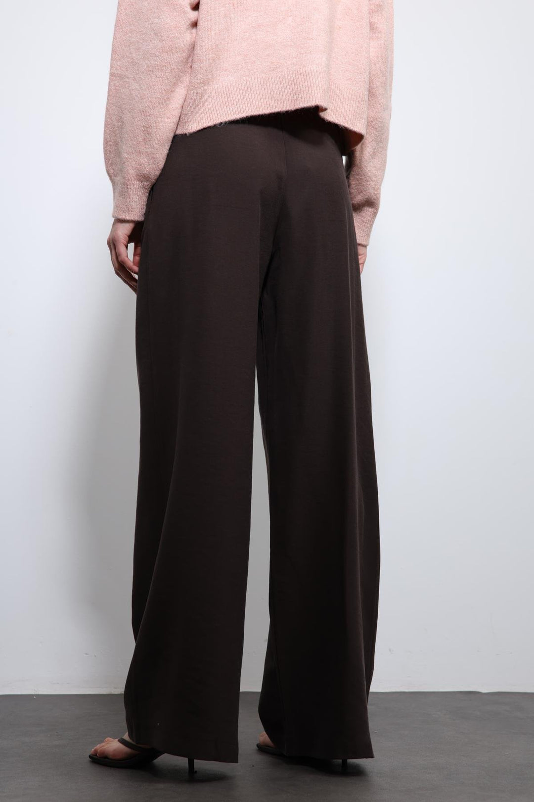 ANT Antioch Village Coffee High Waist Elasticated Pleated Women's Pants - Königs Wusterhausen