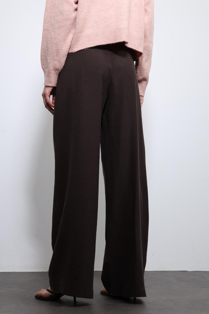 ANT Antioch Village Coffee High Waist Elasticated Pleated Women's Pants - Königs Wusterhausen