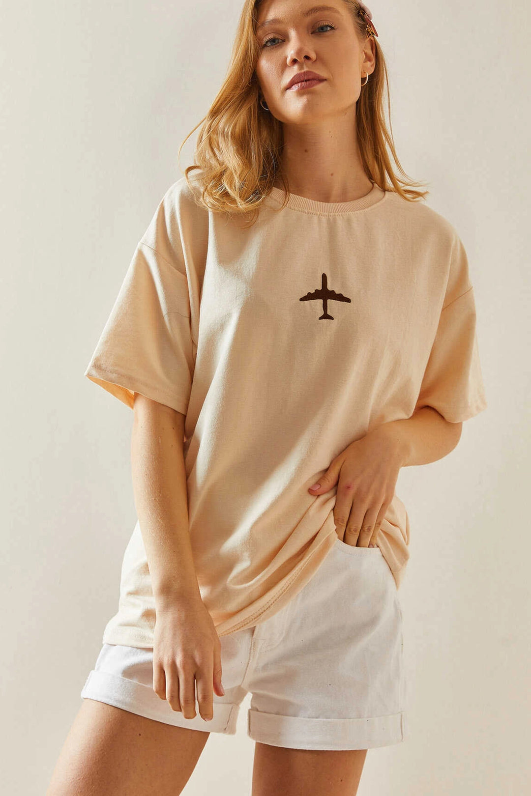 Cream Bicycle Collar Two Thread Embroidered Oversize Cotton T-Shirt BC241120 - Königswinter