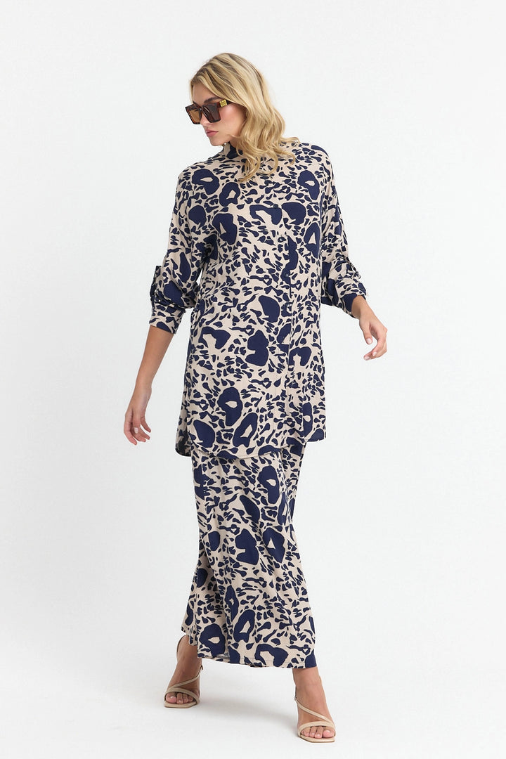 Navy Blue Flower Patterned Long Tunic and Pants Set Viscon BCVL-25V053-2 - Castle Rock