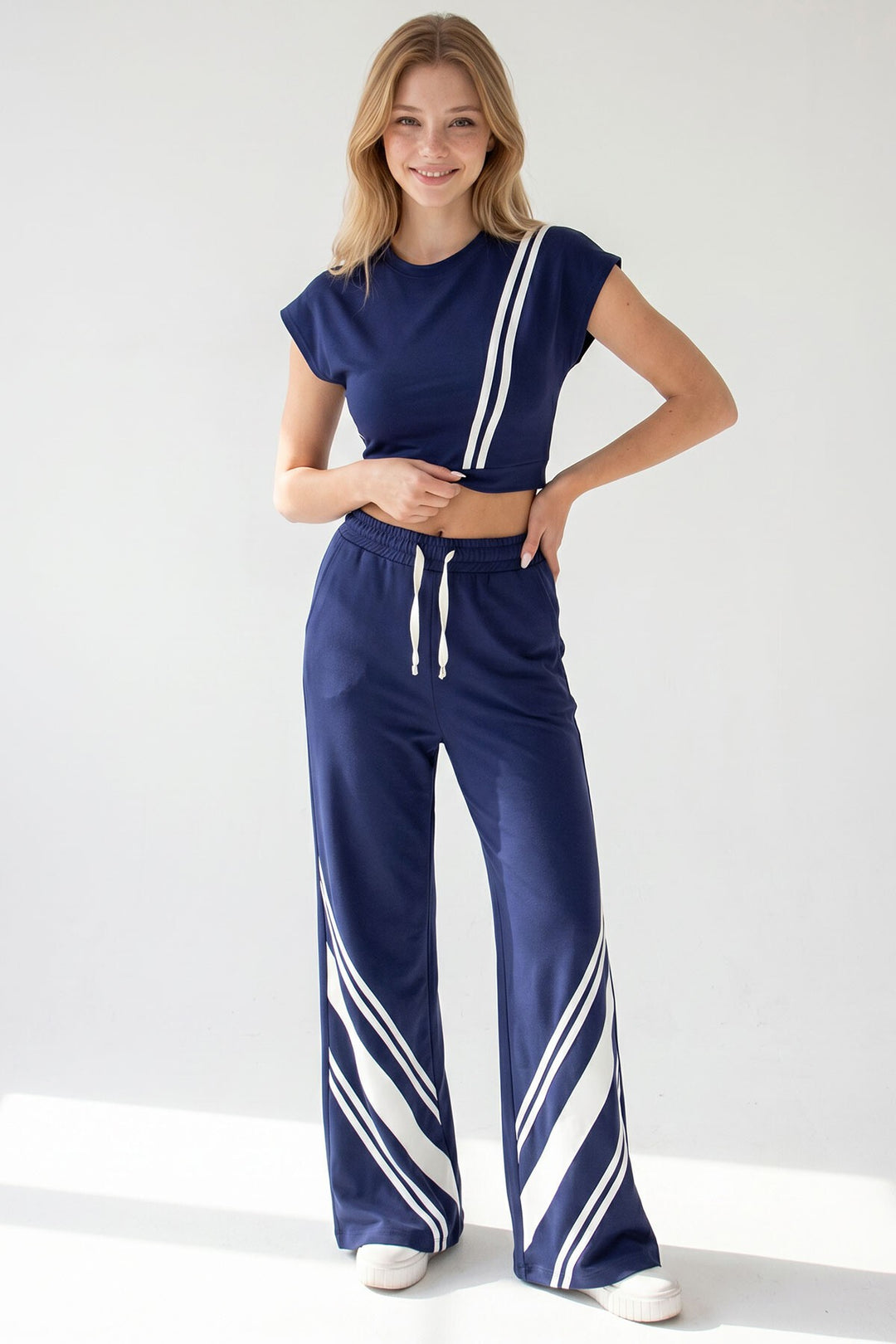 Lacivert Çizgili Modal Kumaş Crop Alt Üst Takım - Linz