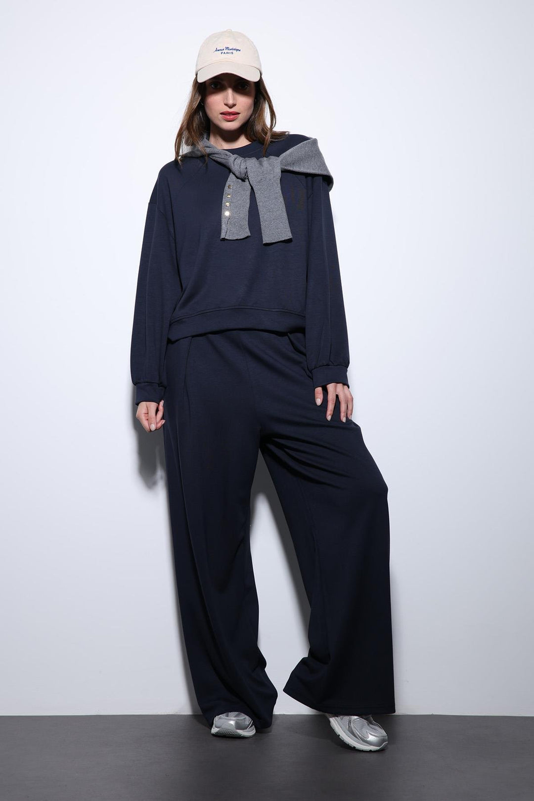 ANT Antioch Navy Wide Leg Relaxed Women's Suit - La Vergne
