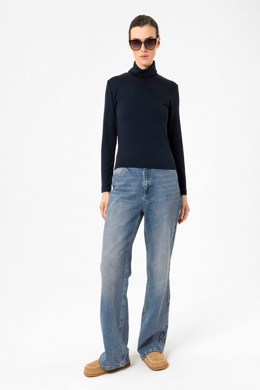 ANT Antioch Blue Women's Turtleneck Sweater - Mount Prospect