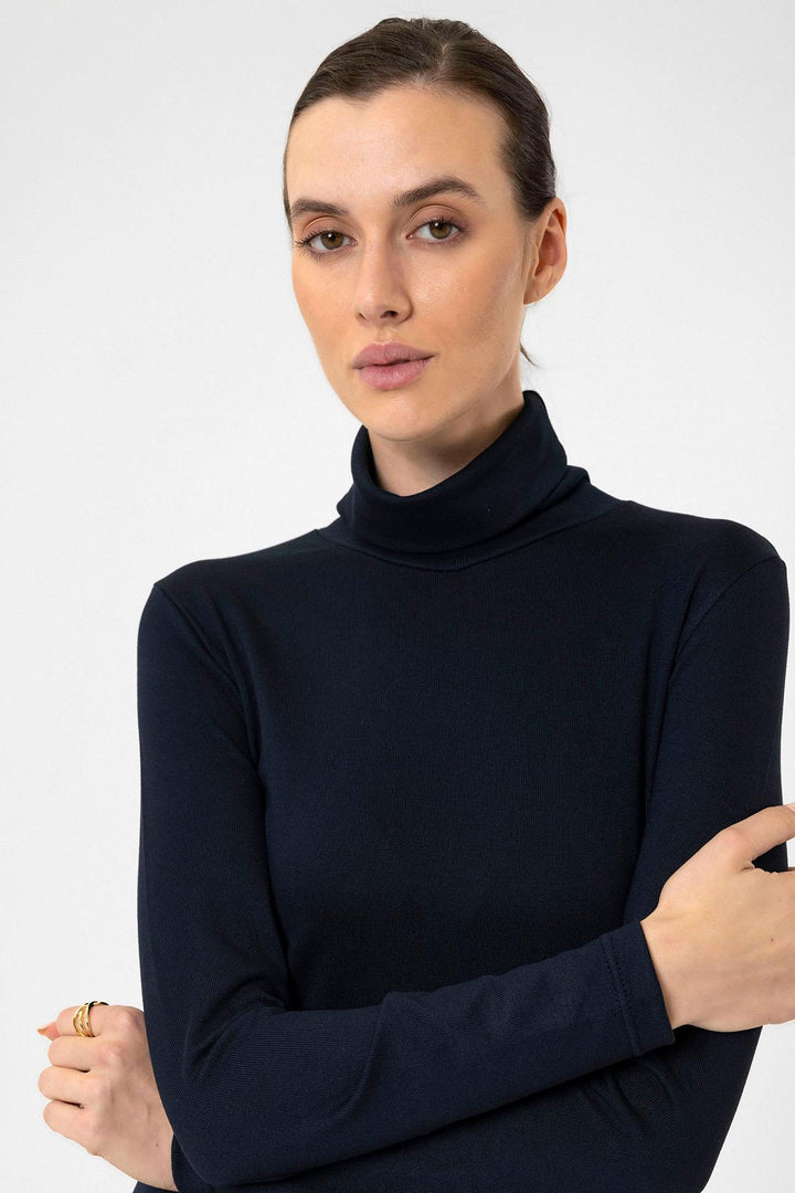 ANT Antioch Blue Women's Turtleneck Sweater - Mount Prospect