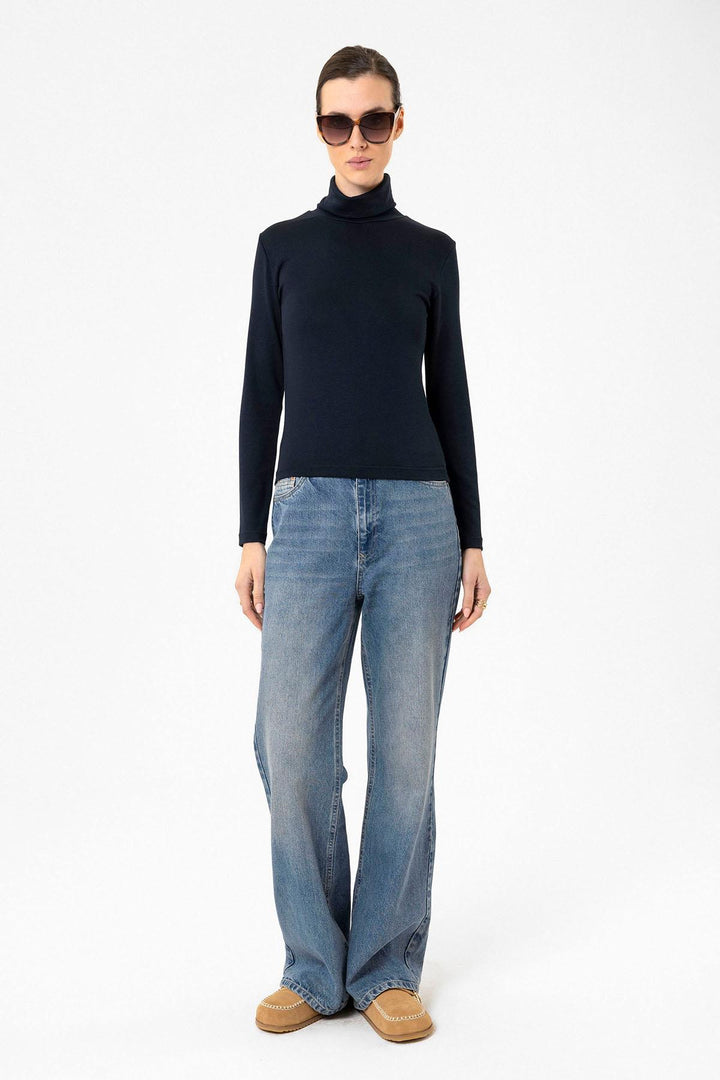 ANT Antioch Blue Women's Turtleneck Sweater - Mount Prospect