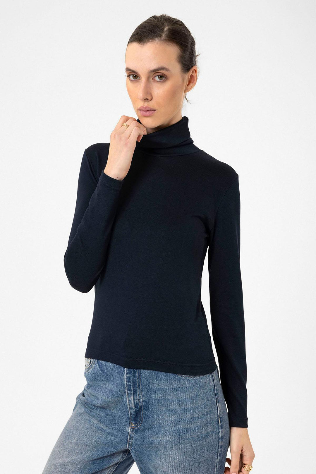 ANT Antioch Blue Women's Turtleneck Sweater - Mount Prospect